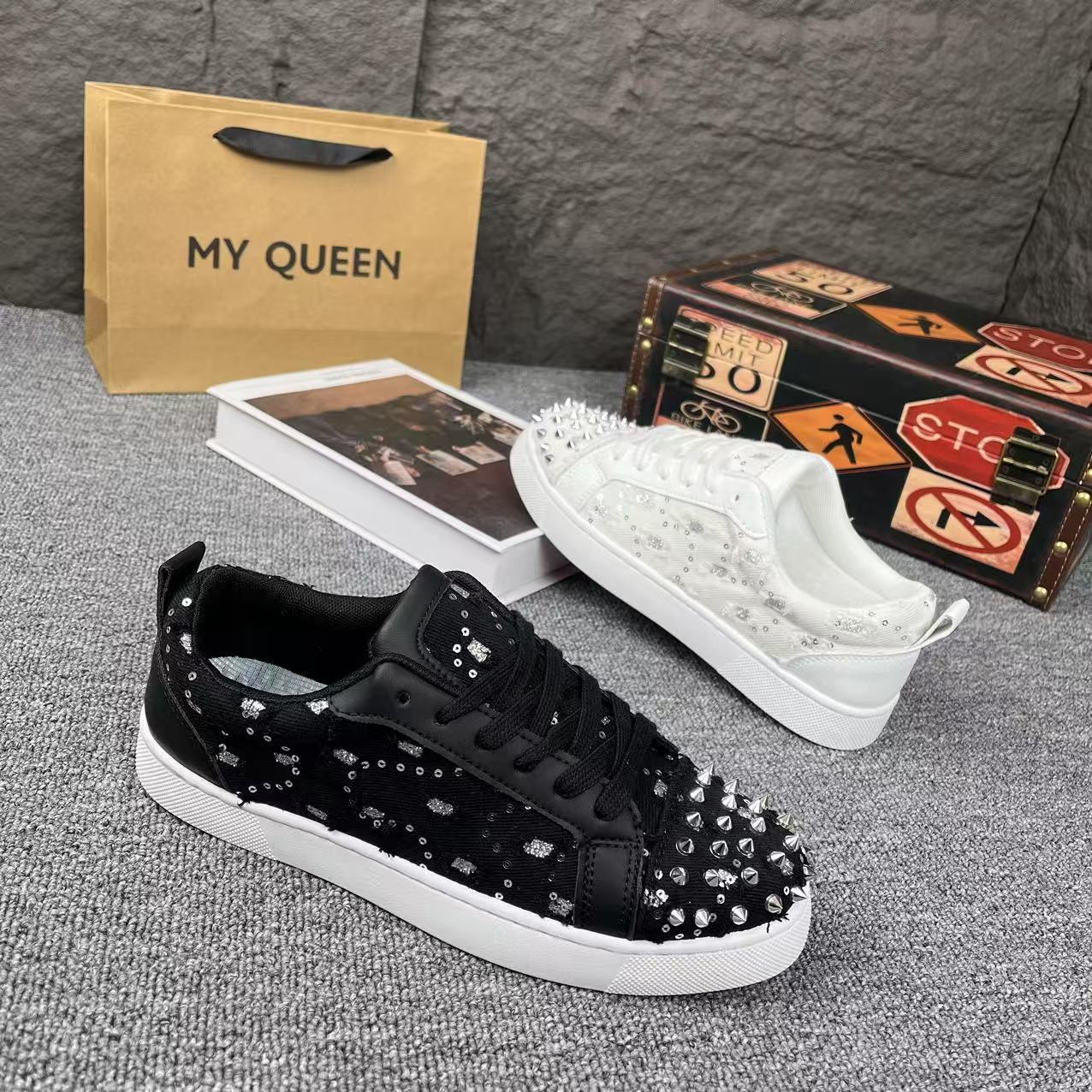 Fashionable Brand Men's Sneakers 2025 New Red Sole Shoes Rivets Sequins Soft Sole Comfortable and Versatile Couple Canvas Casual Shoes