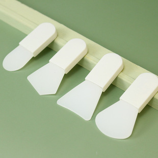 Facial mini mask brush silicone short handle mud mask full set of facial beauty tools portable thumb silicone makeup brush