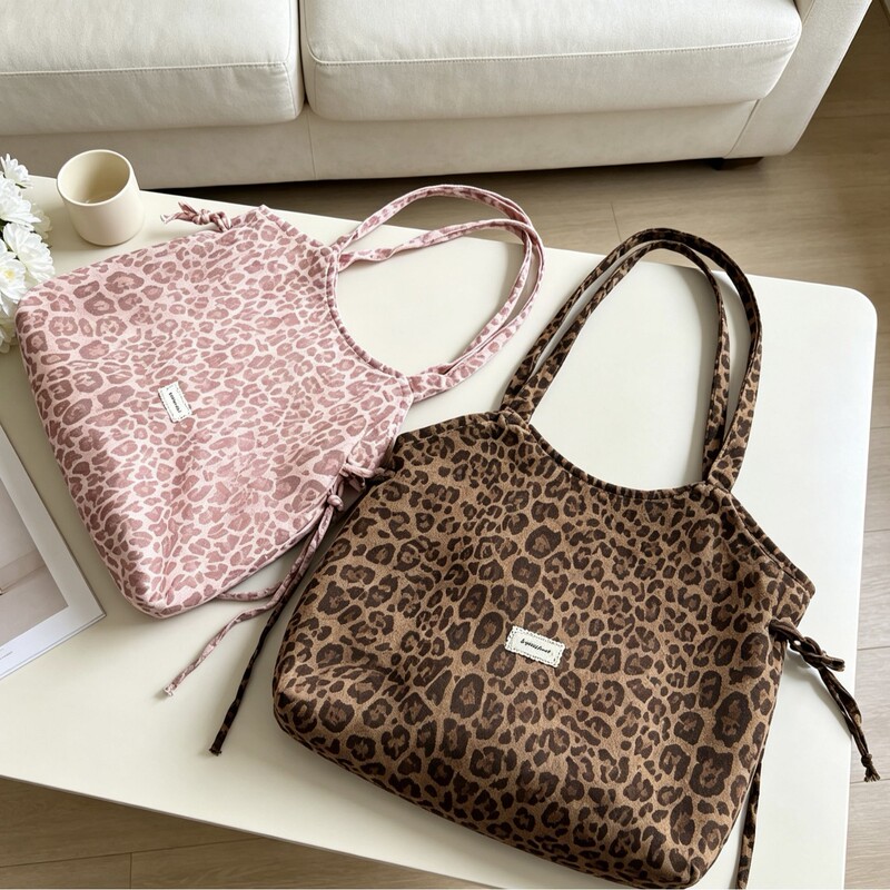 Relaxed style large-capacity bag for women, 2026 new casual versatile crossbody bag, commuter shoulder bag, lightweight fabric bag Relaxed style large-capacity bag for women, 2026 new casual versatile crossbody bag, commuter shoulder bag, lightweight fabric bag