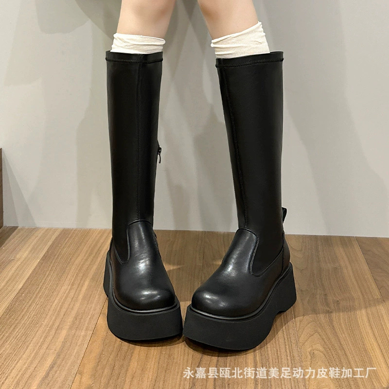 Американские ножные силовые британские сапоги в стиле рыцарь женские 2024 новые маленькие сапоги с высокой подошвкой большие круглые тощие сапоги