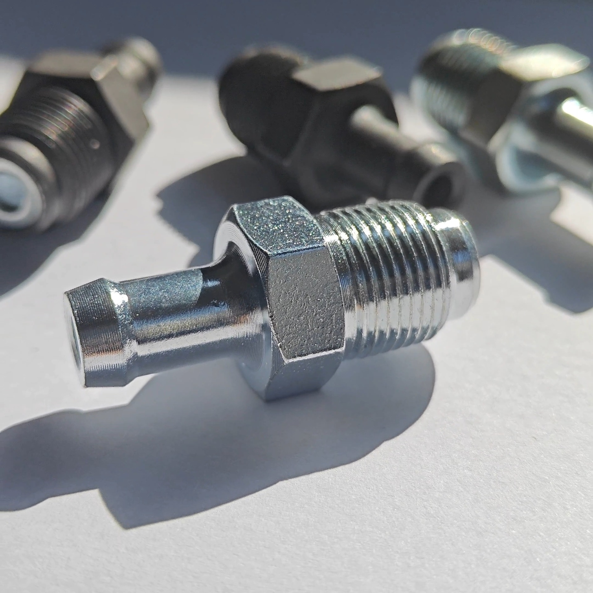 Pcv Valve 11810-Aa131 Ventilation Valve 11810Aa100 One-Way Valve 11810Aa131 Suitable for Subaru