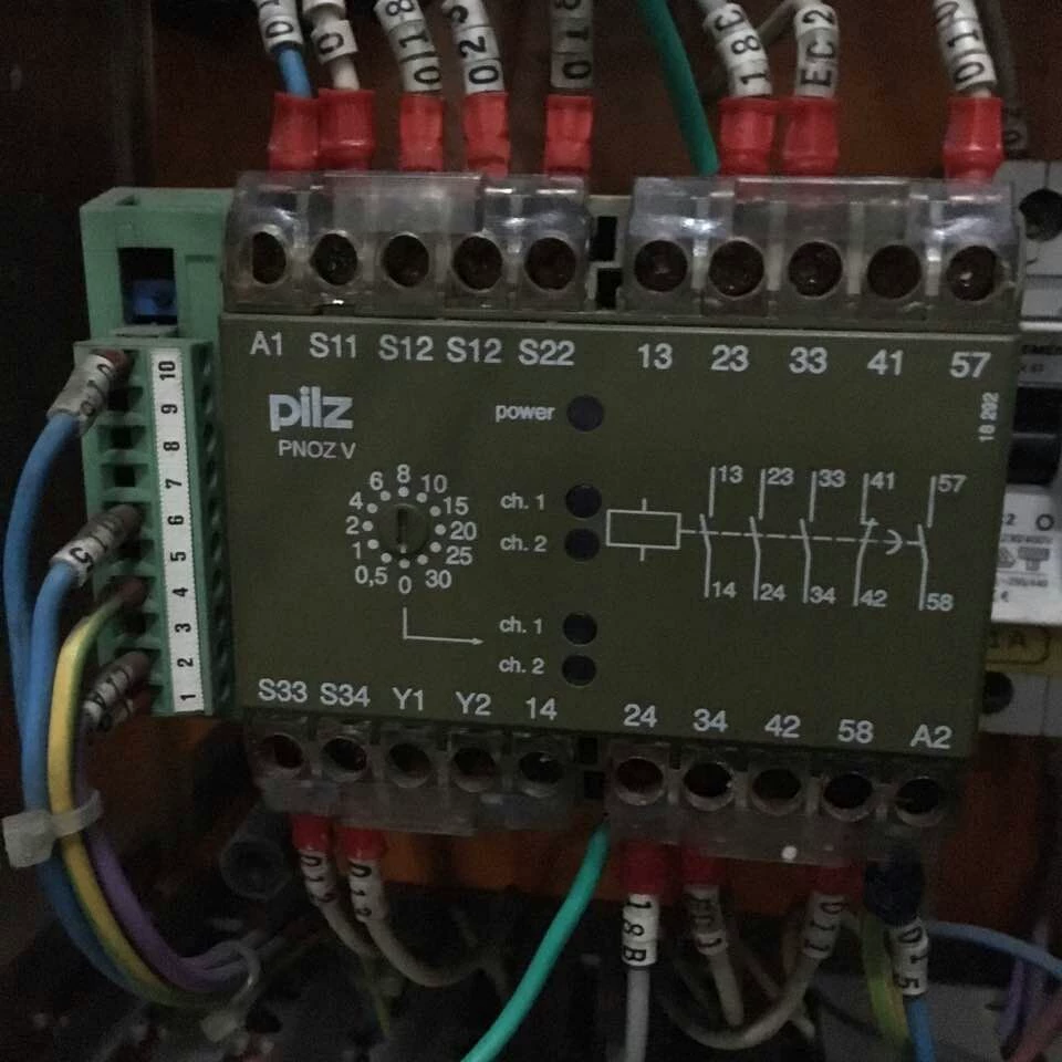PNOZ V 30S 474790 PILZ