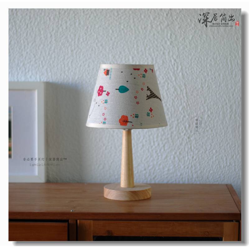 Lámpara de escritorio de madera sólida decoración de dormitorio moderna Led cabecera lámpara de tela estudio luz de noche regalo de cumpleaños creativo