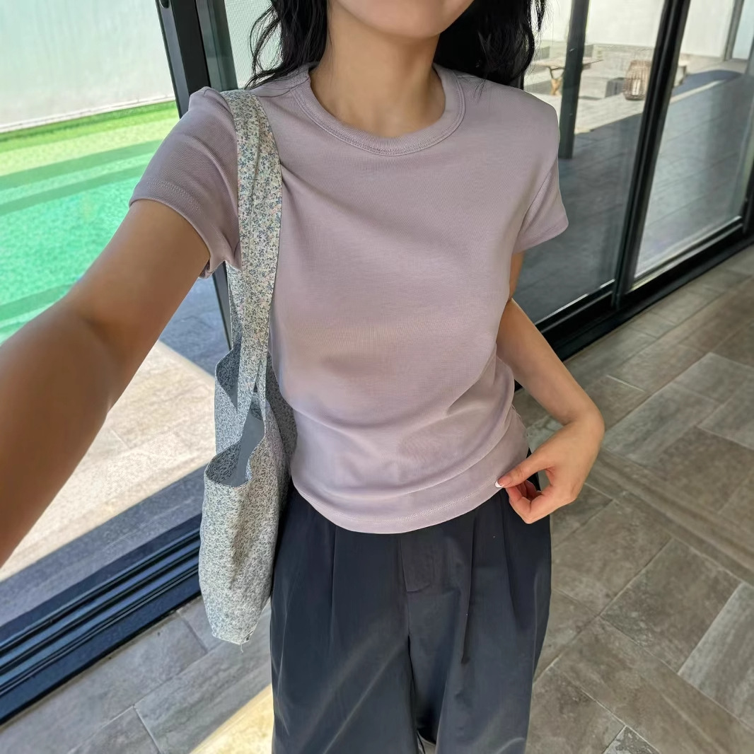 KITTIN coreano simple cuello redondo elástico hombro recto camiseta de manga corta mujer primavera y verano casual todo fósforo delgado top corto