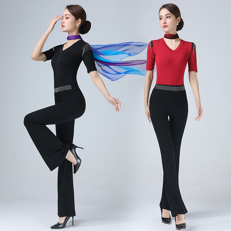 春の新型の形の服の学生は服装の女性を訓練します。|undefined