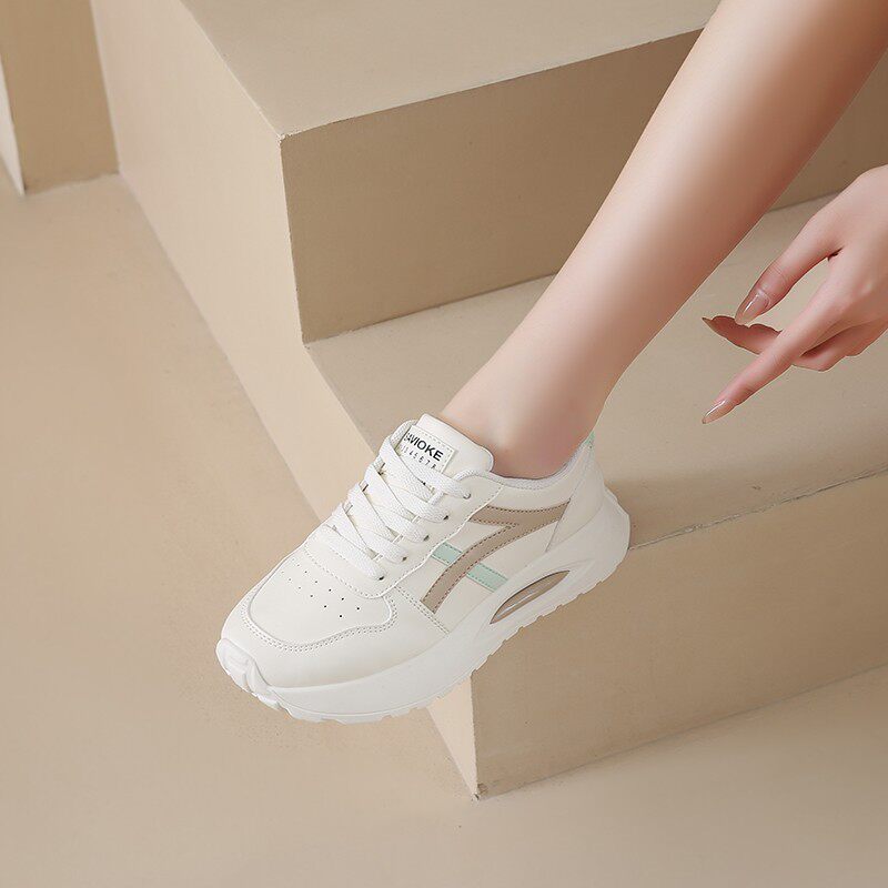 Giày sneaker nữ đế dày kiểu giày trắng cổ thấp, gót vừa 3–5 cm, dây buộc phía trước — Màu kaki be, Màu xanh be, Màu xám be