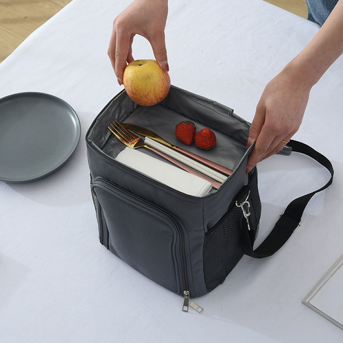 Lunch box handbag thermal bag aluminum foil thickened thermal bag lunch box bag with lunch bag shoulder strap hand carry Amazon cross-border