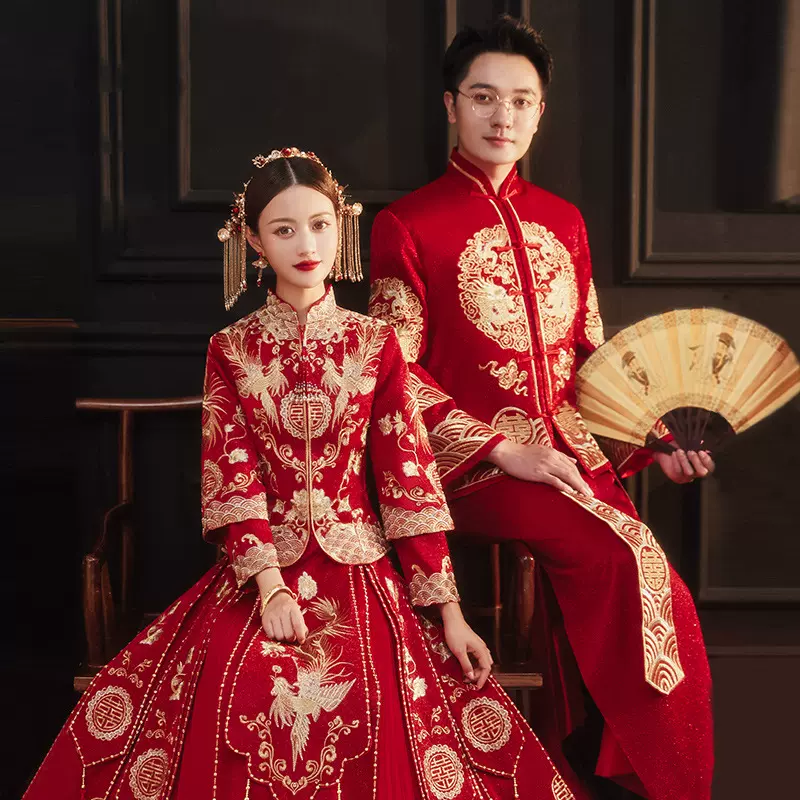 秀禾服新娘2025新款情侣套装结婚中式礼服修身集体婚礼敬酒服批发