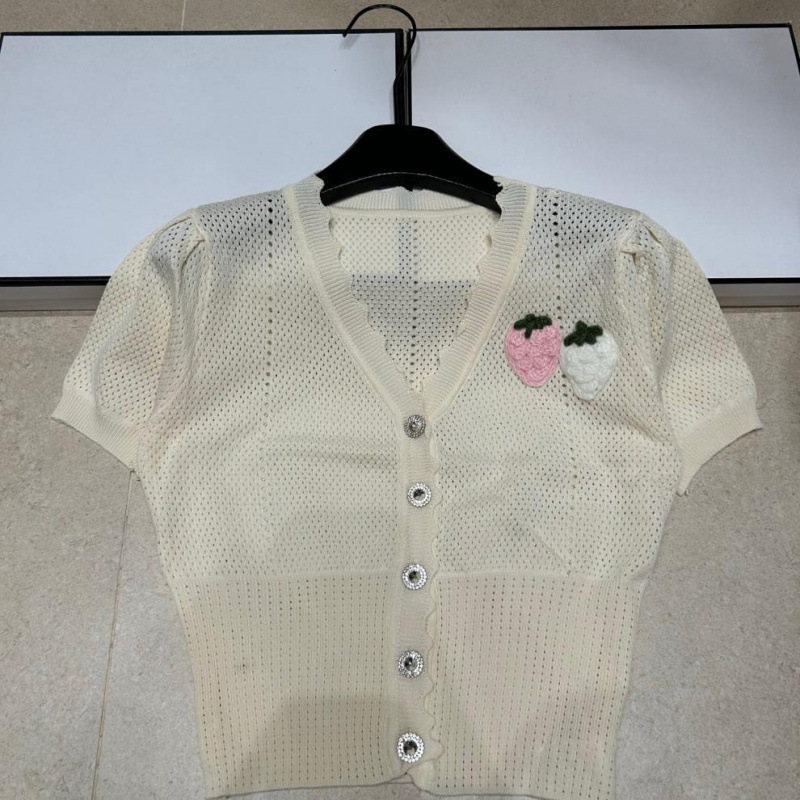 High-Quality 2026 Spring/Summer New Knit Strawberry Short-Sleeve Single-Breasted V-Neck Cardigan Loose Versatile Women's Top