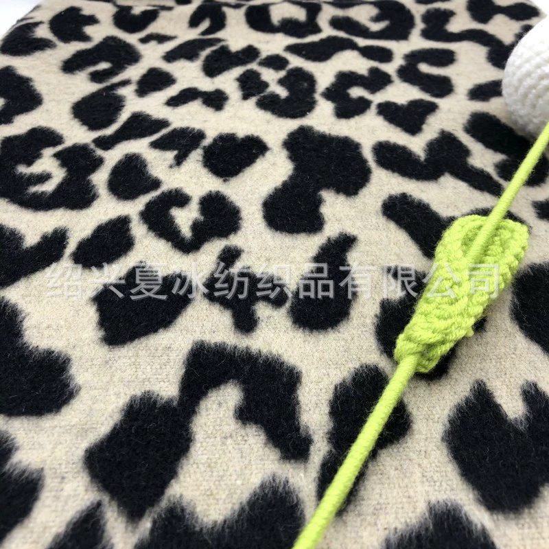 Woolen cloth, coat for men and women, bag, (Physicals)