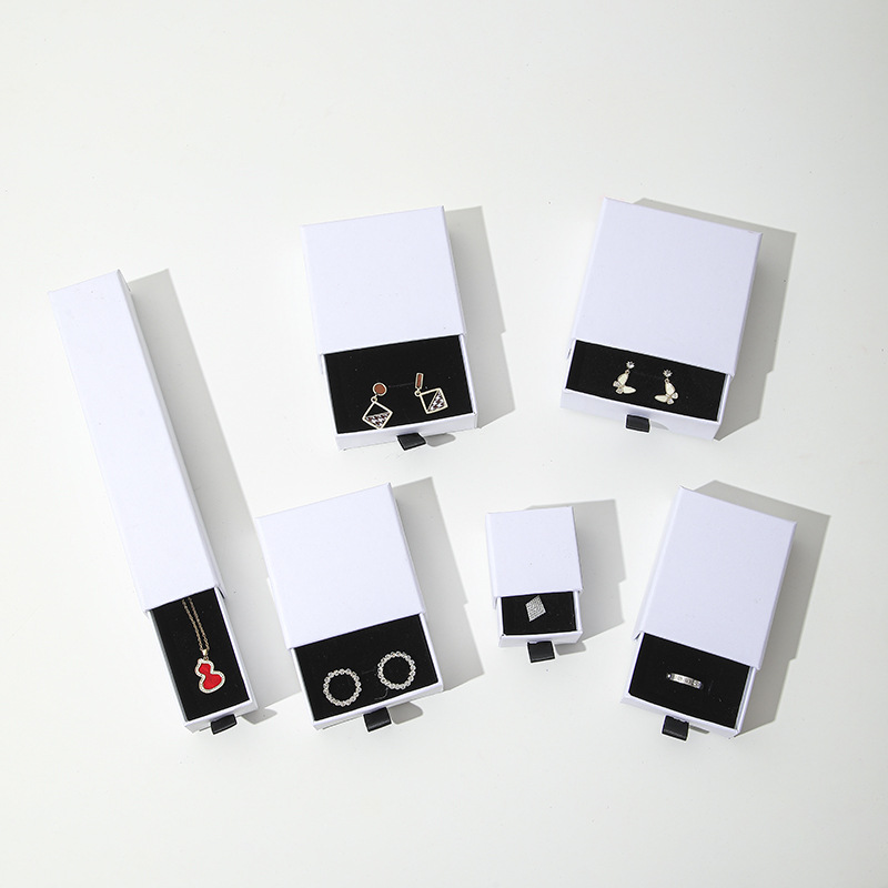 Caja de joyería tipo cajón personalizable con espacio para anillos, pulseras, pendientes y collares