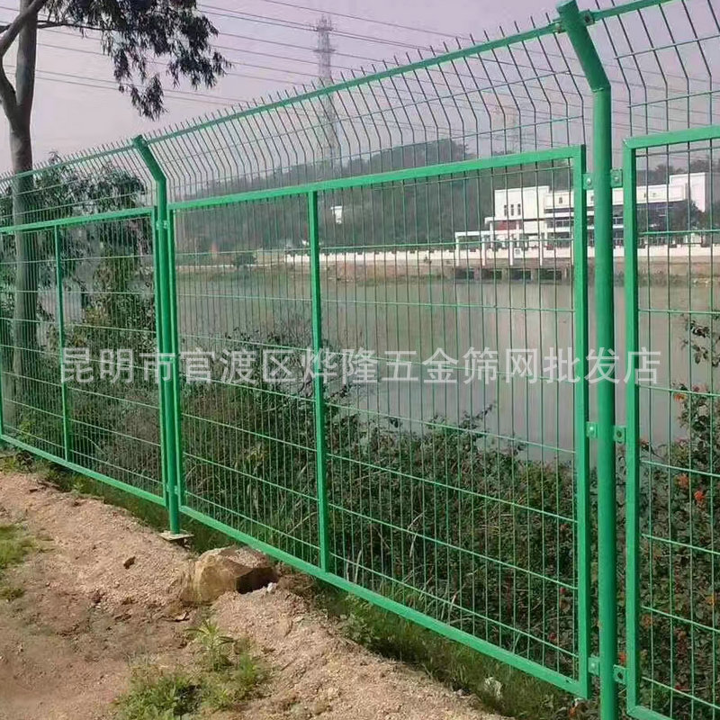 3051ded7f6611f98c26501e385e372