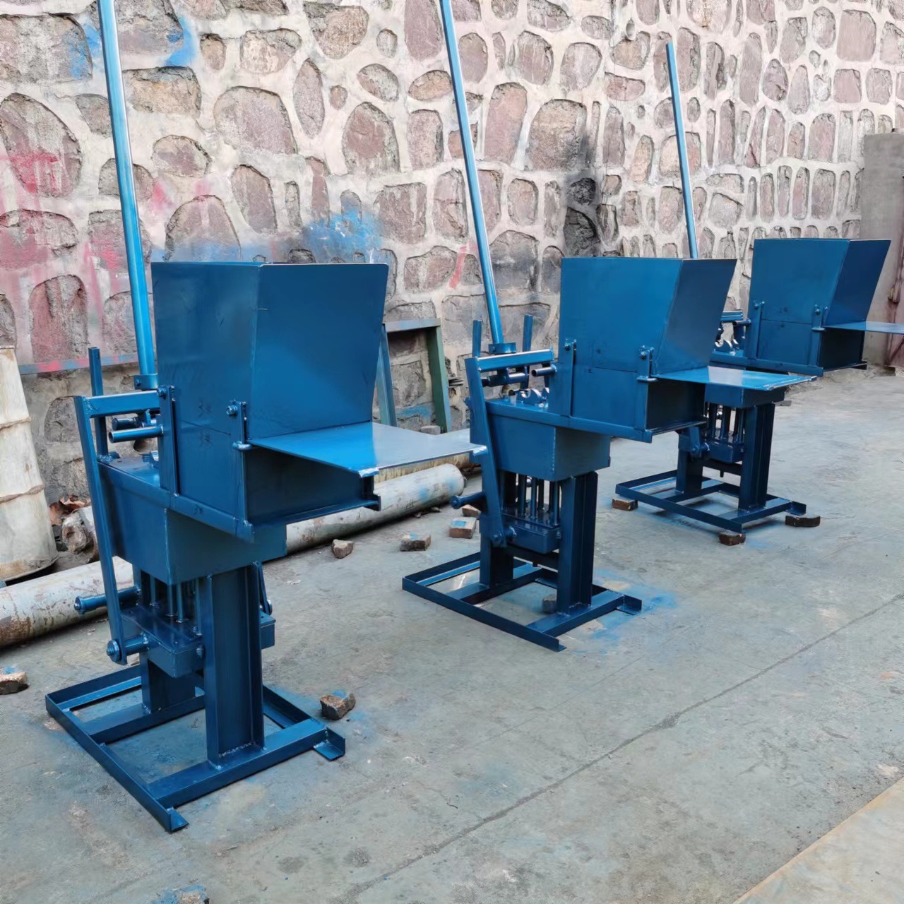 东越生产小型黏土制砖机连锁粘土砖机出口乐高空心砖机免烧压砖机