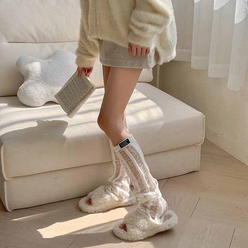 Japanese autumn and winter socks for women with large vertical clauses, socks covers, mohair ripped high socks, college style manufacturers wholesale