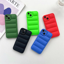 TPU羽绒服适用苹果16手机壳14Pro12跨境外贸XR11iphone磨砂防指纹