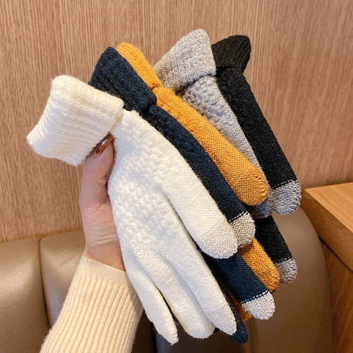 Winter Warmth Insulated Knitted Woolen Fingerless Gloves for Students, Thickened and Fleece-lined, Cold-resistant Riding Patterned Touch Screen Women's Gloves