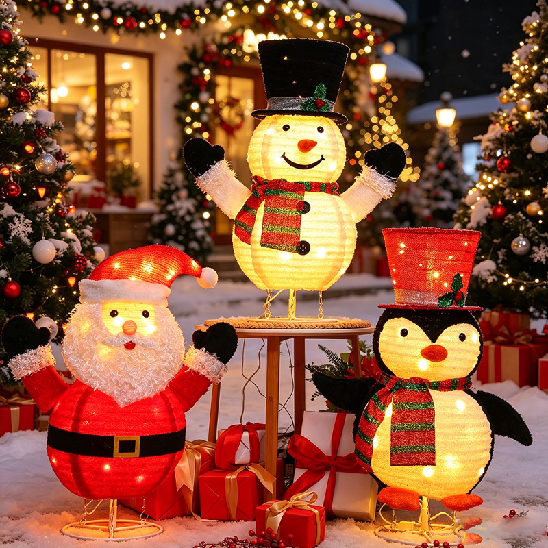 Christmas Scene Decorations, Glowing Little Snowman Ornaments, Shopping Mall Window Displays, Hotel Christmas Decorations, Beautiful Display Figures and Props