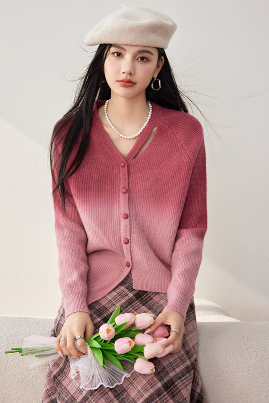 哥家商场同款女装2025秋季渐变色外穿红色针织开衫粉色长袖针织衫|undefined