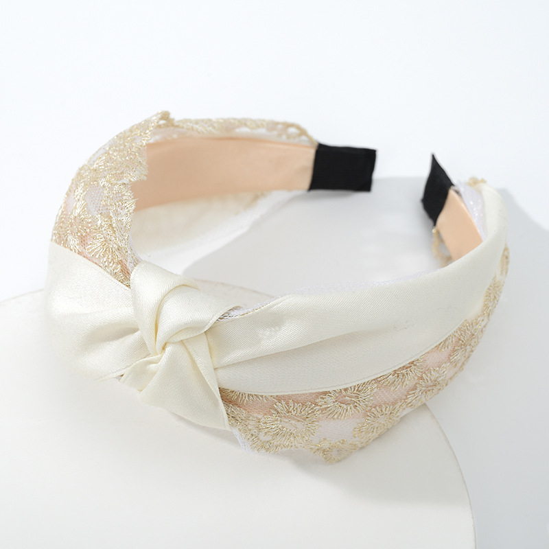 Cute Bow Knot Cloth Lace Hair Band display picture 4