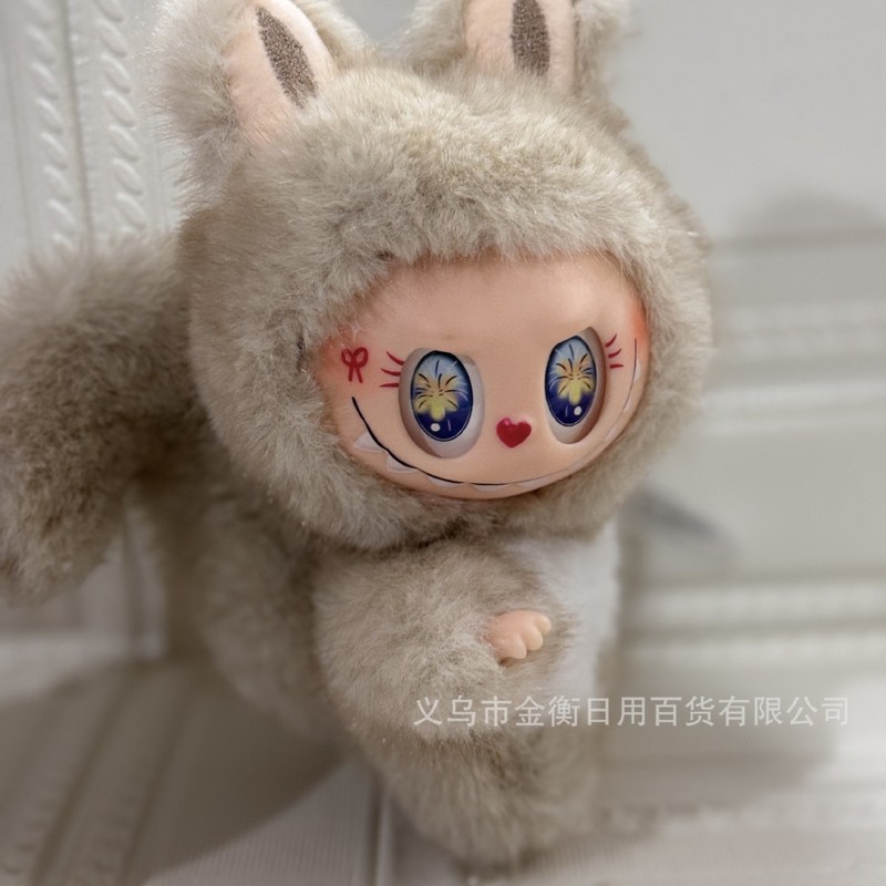 新款LABUBU松鼠系列带尾巴摆件炫彩毛绒玩具大眼睛可爱小手办|undefined