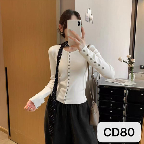 High-end fashion temperament long-sleeved knitted cardigan women's autumn new figure-fitting top wool sweater factory
