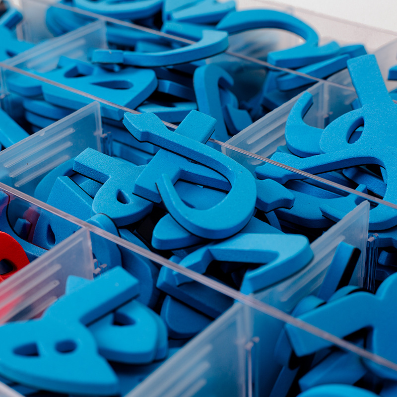 厂家批发跨境电商新品早教磁性阿拉伯字母贴冰箱贴学习卡片套装