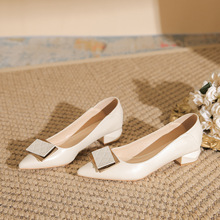 ܛƤ��ʽ����С�߸��\���и����^��ЬŮ2024���İٴ��ŮЬ�ɴ�