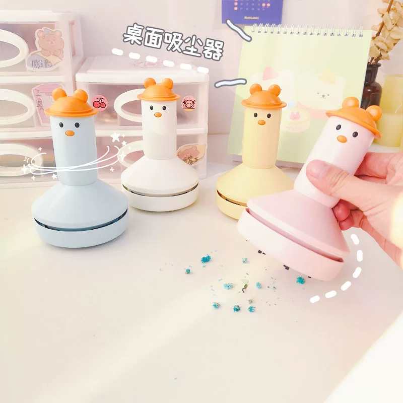 Small vacuum cleaner for elementary school students, handheld keyboard charging, table hygienic pencil