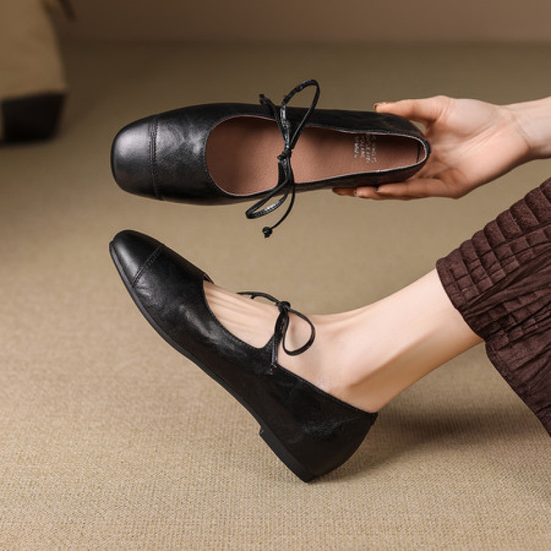 2026 New Style College-Style Retro Lambskin Square-Toe Lace-Up Mary Jane Leather Shoes for Women, Large Size 4041 2026 New Style College-Style Retro Lambskin Square-Toe Lace-Up Mary Jane Leather Shoes for Women, Large Size 4041