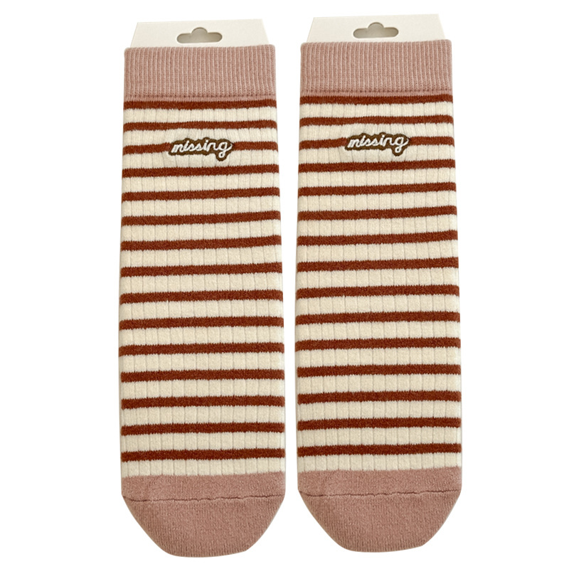 Autumn and Winter Warm Cashmere Socks Children's Love Embroidered Plush Thickened Pile Moonlight Socks Women's Wool Mid tube Socks