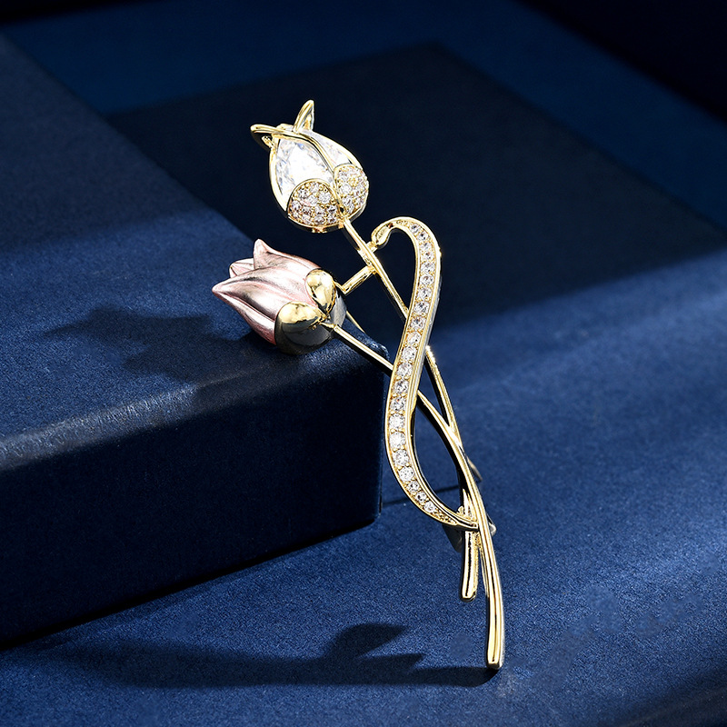 Pink Tulip Brooch Women's Light Luxury High-end Elegant Atmospheric Corsage Simple New Fashionable Suit Sweater Accessories