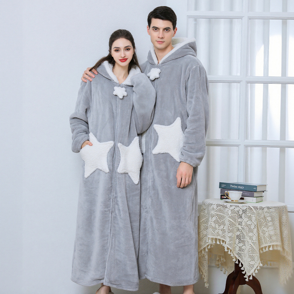 Camisón para parejas de talla grande, camisón con estampado de estrellas, ropa de dormir de forro polar coral grueso, estilo largo de franela para otoño e invierno, venta al por mayor transfronteriza. image 3