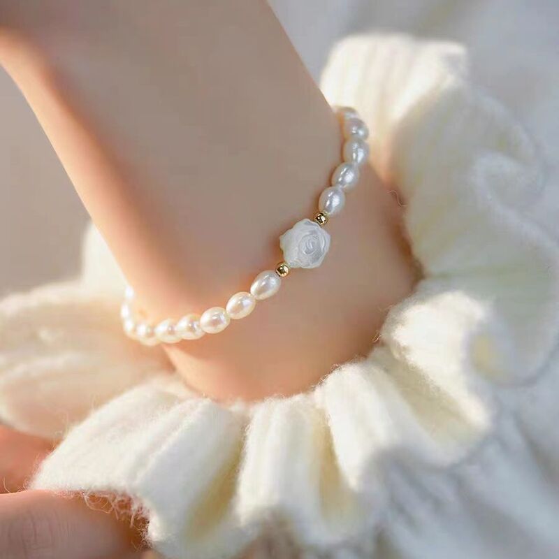 White Pearl Rose Flower Bracelet, Niche Instagram Style, Versatile for Best Friends, Vintage Style, Student-Friendly, Light Luxury, Couple's High-End Gift