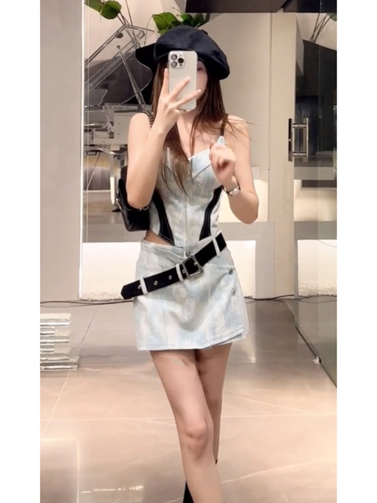 Bộ hai mảnh áo hai dây phối quần ống rộng phong cách lạnh giá mùa hè — Màu xanh lam nhạt chi tiết 3