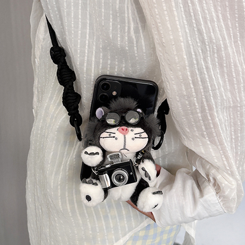 ルシファーの猫の漫画の携帯電話のバッククリップのひものぬいぐるみのペンダントの殻の斜めのショルダーはチェーンにまたがって車をかけることができます。|undefined