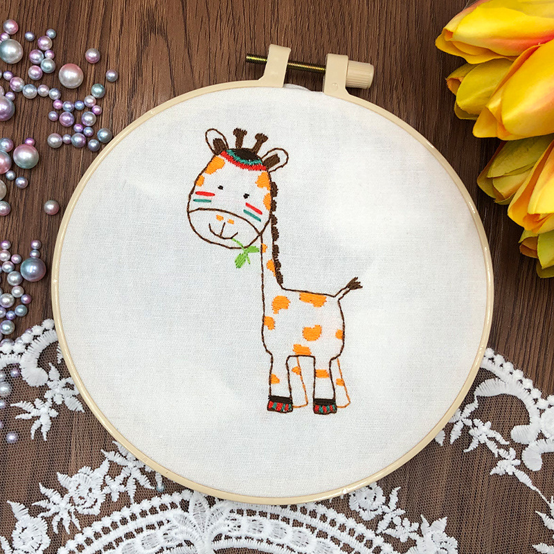 Diseño de dibujos animados para niños animales bordados DIY Kit de bordado manual principiantes bordado 3D muestra de diseño de tela Kit ahora