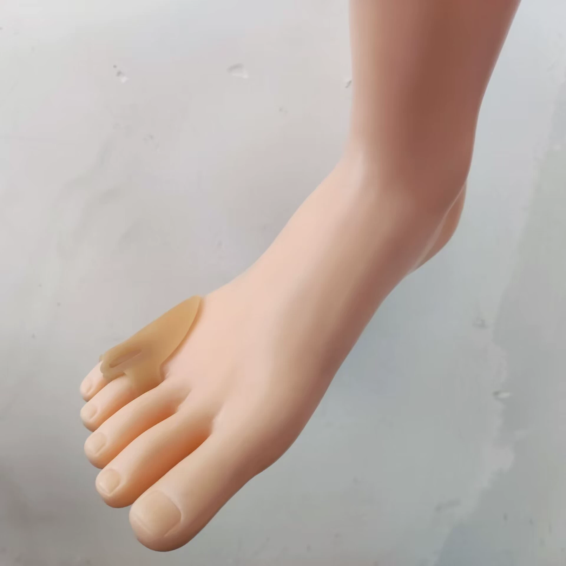 С штифтом отрицательного иона силиконовый штифты маленький палец перекрывающийся сепаратор большого пальца ноги штифта