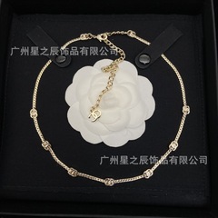 实拍香家双C字母蛇骨七花两色项链女小香风简约高级锁骨链女批发