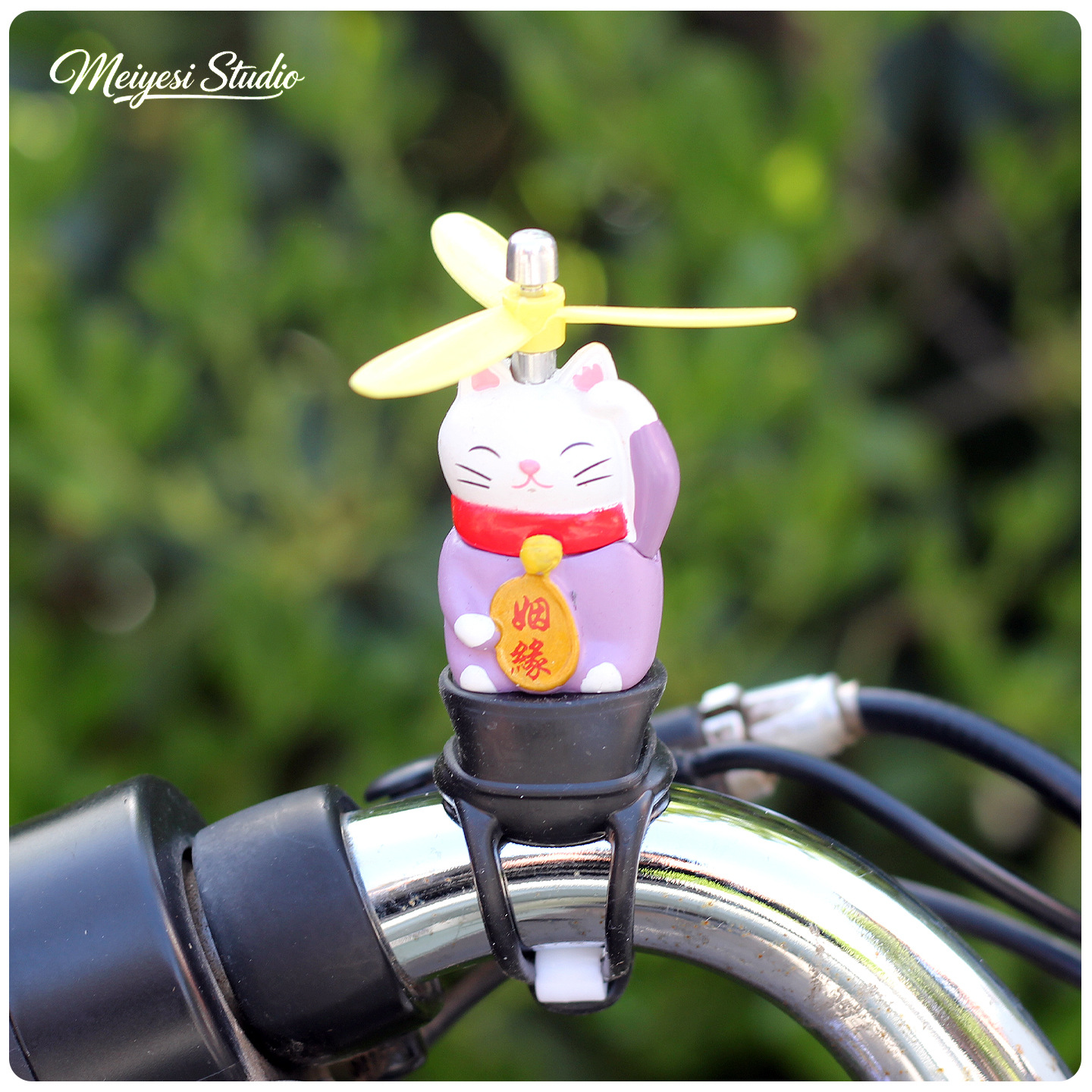 Cariñosa muñeca de dibujos animados accesorios de decoración de automóviles eléctricos accesorios de motocicleta de batería de bicicleta manija de decoración