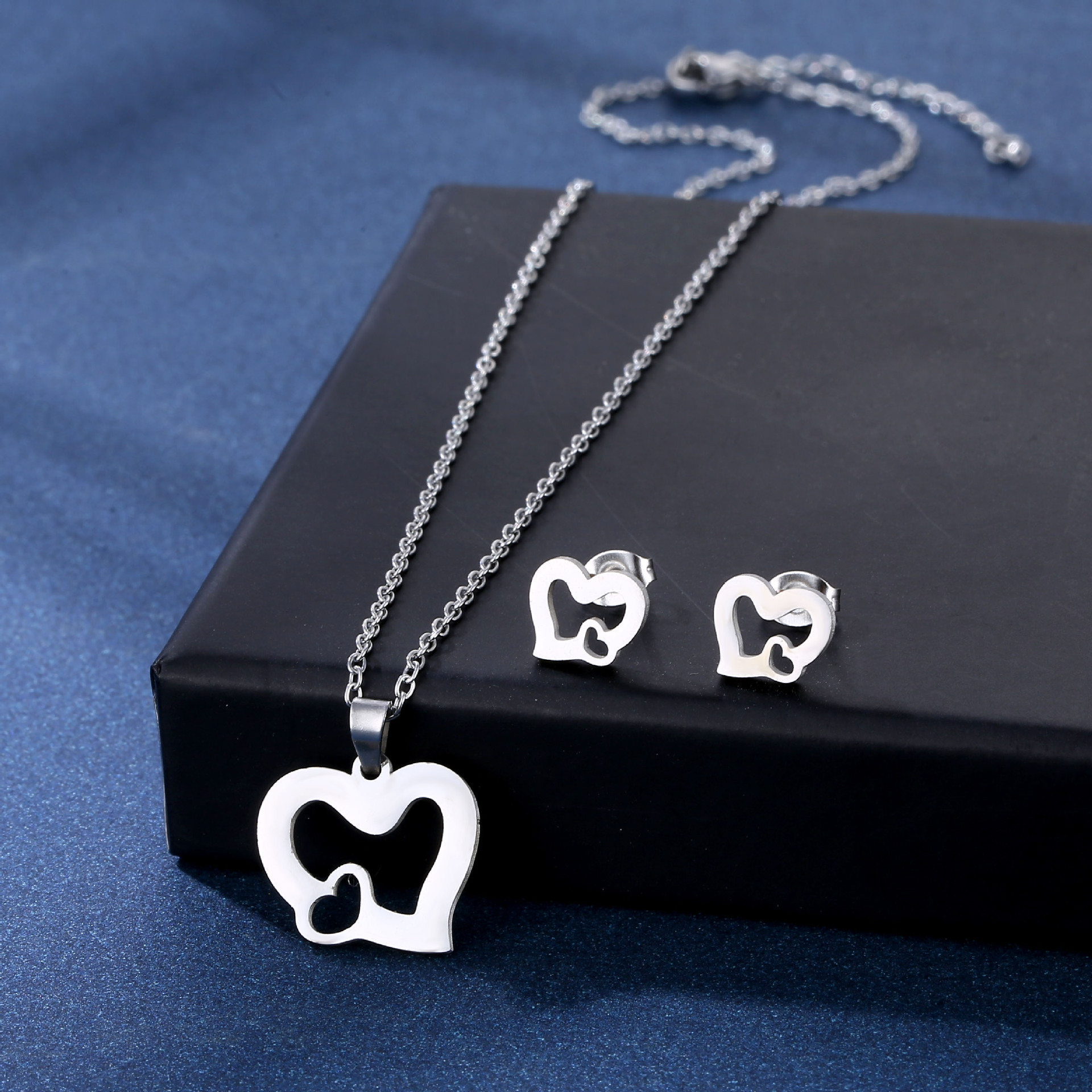 Fashion Geometric Stainless Steel Plating Earrings Necklace 1 Set