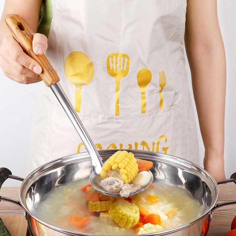 Household utensils with textured handles, thickened kitchen spatulas and soup spoons
