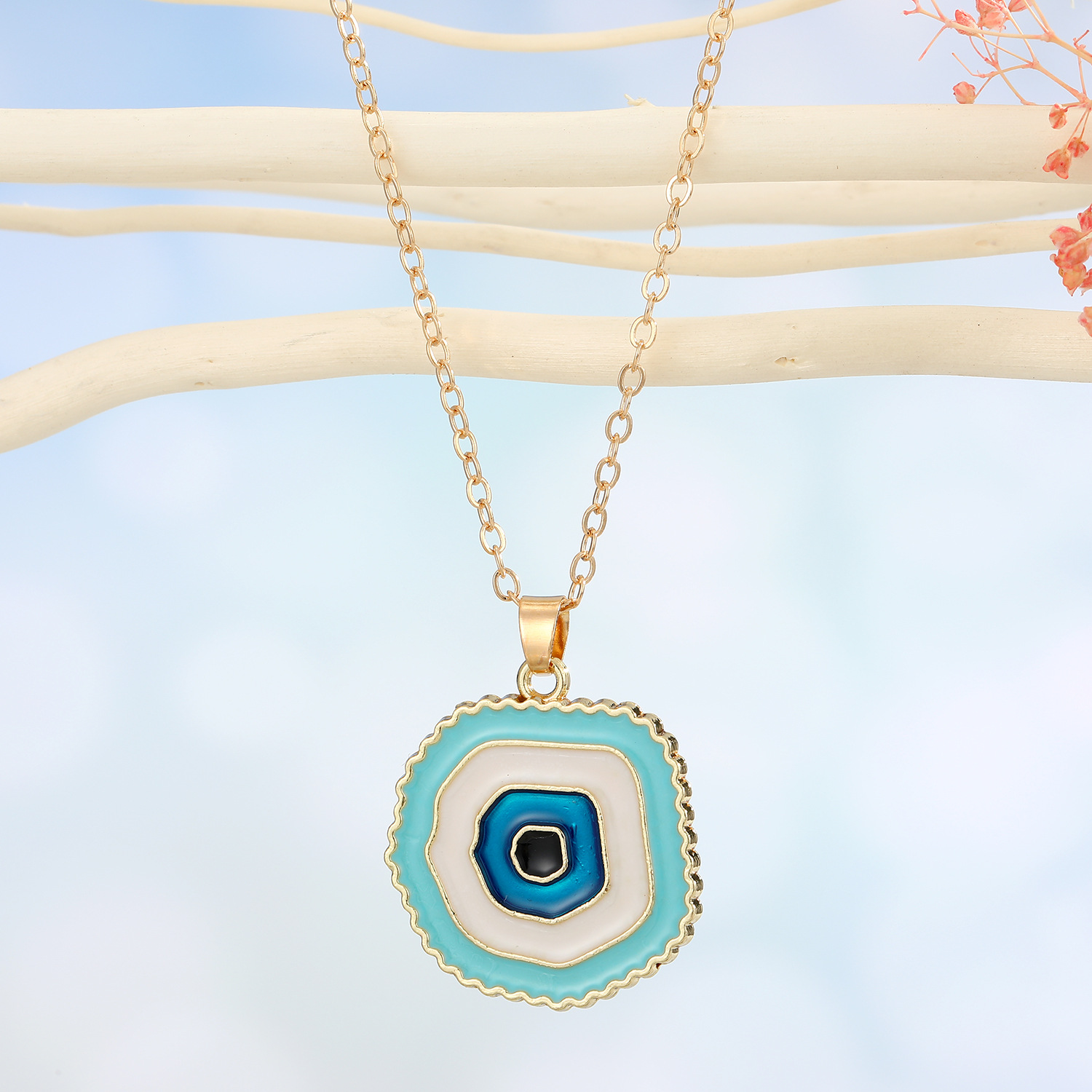 fashion demon eye pendant necklace