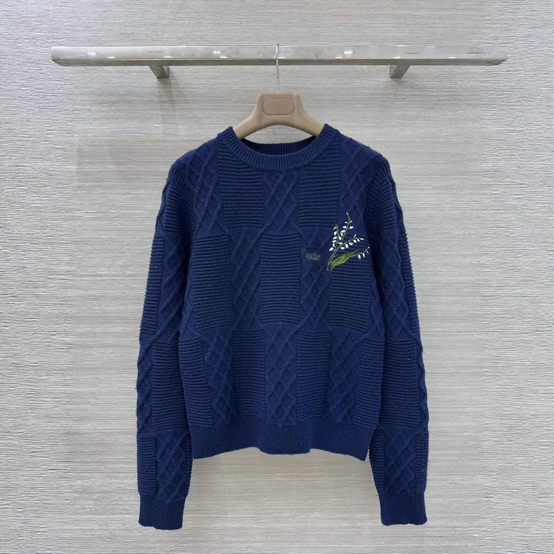 Warm and Elegant Garden World Lily of the Valley Embroidered Long-Sleeved Wool Sweater Classic Fashion Versatile Top for Women