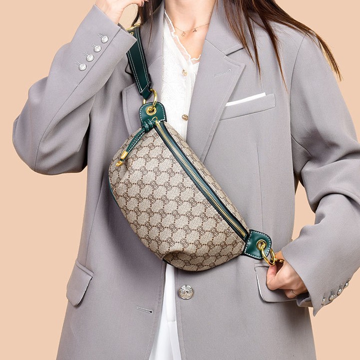 2024 nuevo bolso de pecho retro, temperamento impreso, bolso de bola de masa de media luna, bolso de hombro de gran capacidad, bolso de mensajero, bolso de mujer