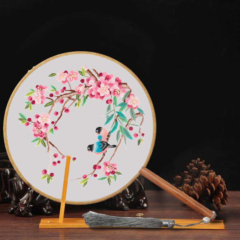 Bordado DIY hecho a mano fan bordado principiante material paquete antiguo cinta poke bordado Suzhou bordado regalo