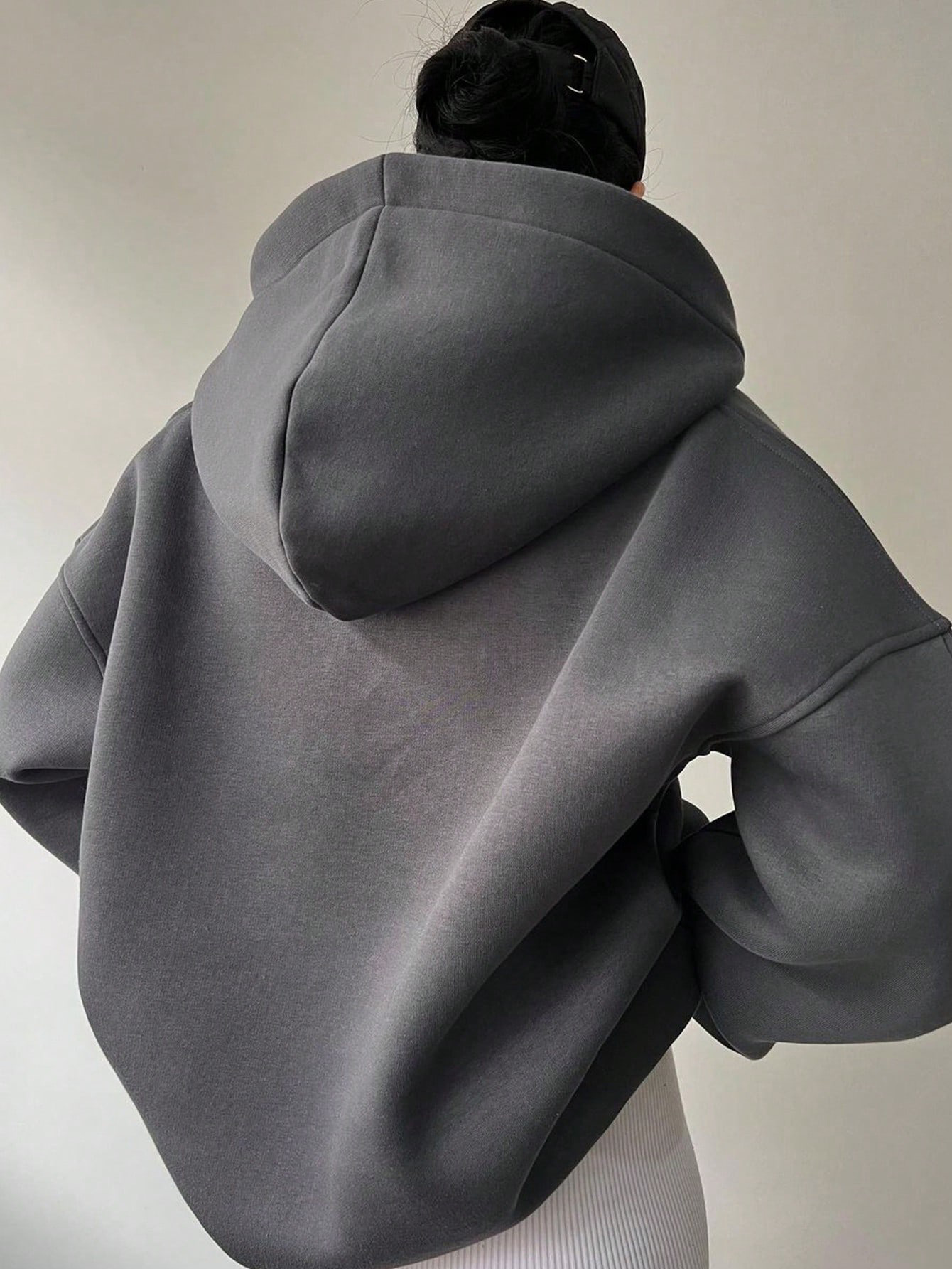 Long Top Length 2024 Autumn And Winter Amazon  European And American Ladies Sweatshirt Solid Color Long Sleeve Hooded Solid Color Loose Sweater Women's Top