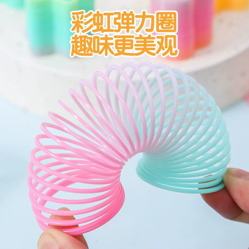 Small rainbow Slinky for elementary school students, smart toy, direct factory sales