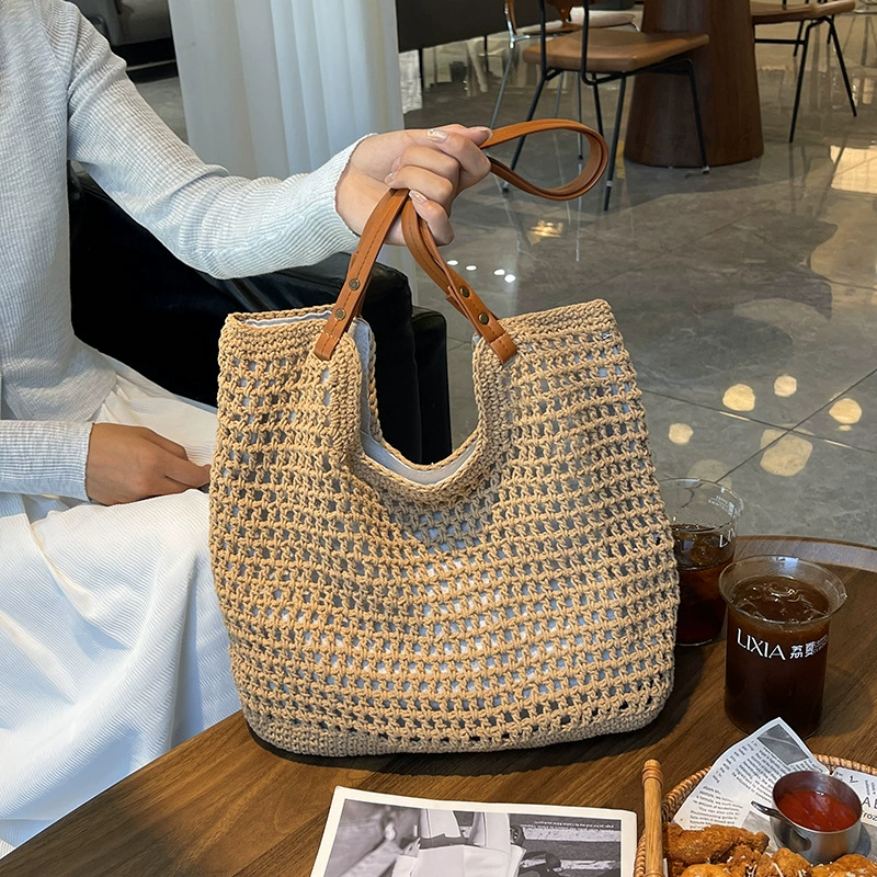 Beach straw woven capacious one-shoulder bag, beach style