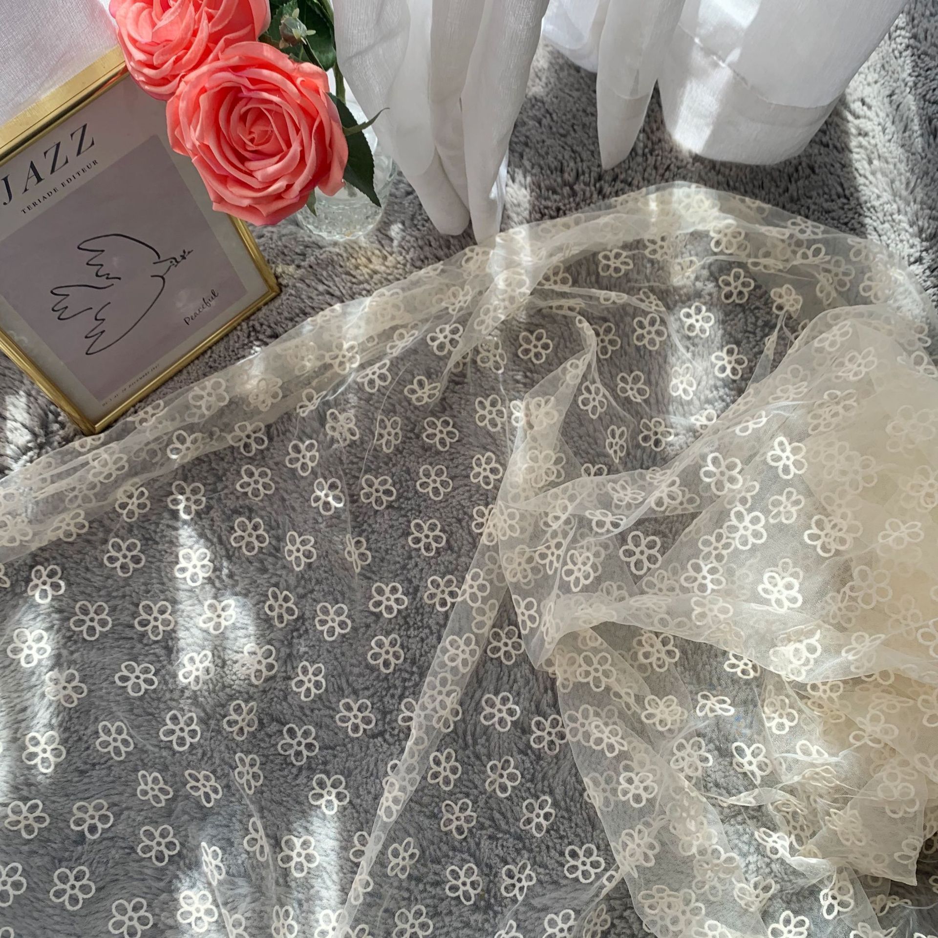 Diamante malla flocado pequeña flor flocado arte flocado malla ropa de los niños hanfu vestido Lolita tela en stock