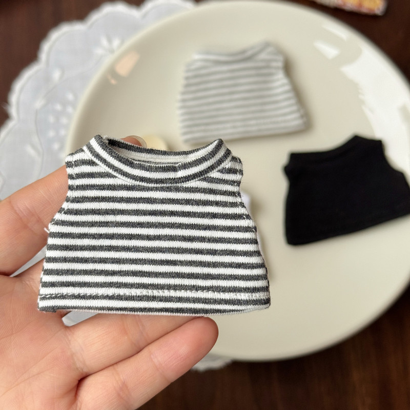 Long-Legged Kitty Doll Clothes, Handmade 10cm Doll Clothes T-Shirt, High-Quality Mini Doll Dress-Up Vest Clothes Wholesale